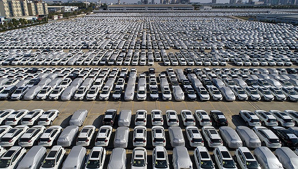降幅继续收窄 全国汽车产销8%负增长几成定局